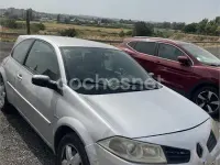 Usado Renault Mégane II Extreme 105 CV (77 kW) 2007 Gris / plata Berlina