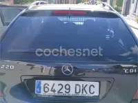 Usado Mercedes C220 Classic 150 CV (110 kW) 2005 Negro Familiar
