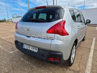 Usado Peugeot 3008 Access 115 CV (84 kW) 2013 Gris / plata Berlina