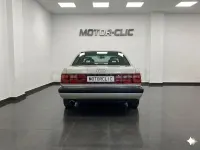 Usado Audi V8 250 CV (183 kW) 1990 Gris / plata Berlina