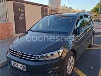 Usado VW Touran Sportline 150 CV (110 kW) 2021 Gris / plata Monovolumen