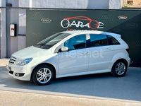 Usado Mercedes B180 109 CV (80 kW) 2013 Blanco Monovolumen