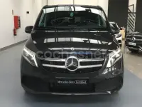 Usado Mercedes V220 Avantgarde 163 CV (119 kW) 2022 Gris / plata Monovolumen