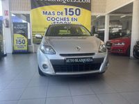 Usado Renault Clio GrandTour Dynamique 88 CV (64 kW) 2012 Plateado Familiar