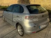 Usado Seat Ibiza 70 CV (51 kW) 2007 Gris / plata Utilitario