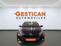 Usado Toyota Yaris Hybrid Active 116 CV (85 kW) 2021 Negro Berlina
