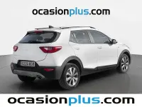 Usado Kia Stonic 101 CV (74 kW) 2024 Blanco SUV