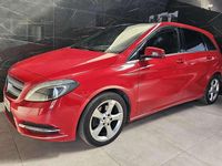 Usado Mercedes B200 156 CV (114 kW) 2013 Rojo Monovolumen