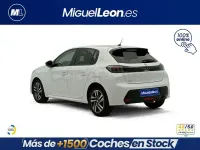 Usado Peugeot 208 Allure 102 CV (75 kW) 2023 Blanco Utilitario