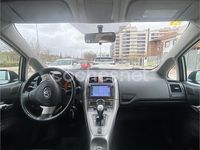 Usado Toyota Auris Luna 124 CV (91 kW) 2008 Gris / plata Berlina