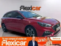 Usado Hyundai i30 N Line 120 CV (88 kW) 2023 Rojo Berlina