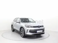Usado VW Tiguan 150 CV (110 kW) 2025 Gris / plata SUV