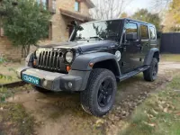 Usado Jeep Wrangler Sahara 177 CV (130 kW) 2010 Negro SUV
