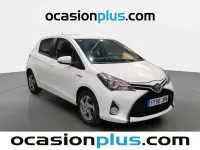 Usado Toyota Yaris Active 100 CV (73 kW) 2014 Blanco Utilitario