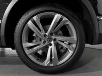 Usado VW Tiguan R-line 204 CV (150 kW) 2025 Blanco SUV