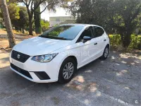 Usado Seat Ibiza Reference 95 CV (69 kW) 2017 Blanco Berlina
