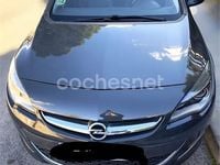 Usado Opel Astra Excellence 130 CV (95 kW) 2013 Marrón Familiar