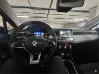 Usado Renault Clio V Techno 143 CV (105 kW) 2024 Gris / plata Berlina