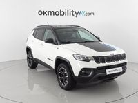 Usado Jeep Compass Trailhawk 240 CV (176 kW) 2022 Blanco alpine + techo negro SUV