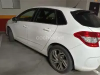 Usado Citroën C4 92 CV (67 kW) 2012 Negro Berlina