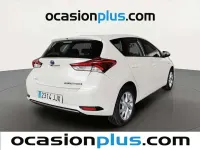 Usado Toyota Auris Hybrid Active 136 CV (100 kW) 2015 Blanco Utilitario