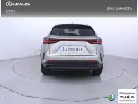 Usado Lexus NX350h Executive Line 242 CV (177 kW) 2025 Gris / plata SUV