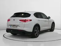 Usado Alfa Romeo Stelvio Sprint 190 CV (139 kW) 2021 Blanco SUV