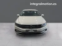 Usado VW Passat Executive 149 CV (109 kW) 2020 Blanco Familiar