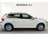 Usado Skoda Kamiq Selection 115 CV (84 kW) 2025 Blanco SUV