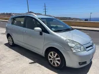 Usado Toyota Corolla Verso Luna 129 CV (94 kW) 2005 Gris / plata Monovolumen