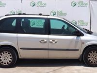 Usado Chrysler Voyager 140 CV (102 kW) 2002 Gray Monovolumen
