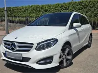 Usado Mercedes B200 136 CV (100 kW) 2018 Blanco Utilitario