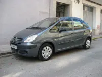 Usado Citroën Xsara Picasso 110 CV (80 kW) 2009 Azul Monovolumen