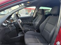 Usado Peugeot 207 70 CV (51 kW) 2006 Granate Berlina