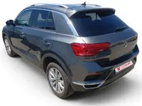 Usado VW T-Roc Advance 115 CV (84 kW) 2021 Gris SUV