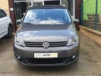 Usado VW Touran Sport 140 CV (102 kW) 2014 Gris / plata Monovolumen