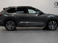 Usado VW Touareg R 460 CV (338 kW) 2021 Gris/plata SUV