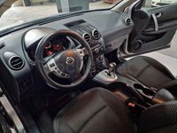 Usado Nissan Qashqai Visia 140 CV (102 kW) 2010 Gris / plata SUV