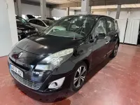 Usado Renault Scenic E-Tech Bose Edition 130 CV (95 kW) 2011 Negro