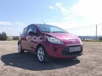 Usado Ford Ka Titanium 69 CV (50 kW) 2009 Granate Utilitario