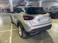 Usado Nissan Juke Acenta 114 CV (83 kW) 2022 Plateado SUV