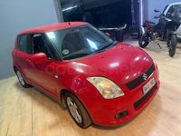 Begagnad Suzuki Swift GL 69 HK (50 kW) 2006 Röd Halvkombi