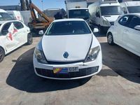 Usado Renault Laguna Coupé 150 CV (110 kW) 2009 Blanco Coupe