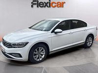 Usado VW Passat 150 CV (110 kW) 2021 Blanco Berlina
