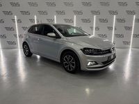Usado VW Polo 75 CV (55 kW) 2018 Gris Utilitario