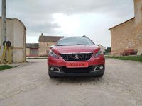 Usado Peugeot 2008 Allure 100 CV (73 kW) 2017 Rojo SUV