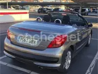 Usado Peugeot 207 CC 120 CV (88 kW) 2008 Gris / plata Descapotable