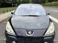 Usado Peugeot 307 110 CV (80 kW) 2005 Negro Berlina