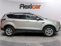 Usado Ford Kuga Trend 120 CV (88 kW) 2018 Gris SUV