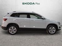 Usado Skoda Karoq Selection 150 CV (110 kW) 2025 Blanco SUV